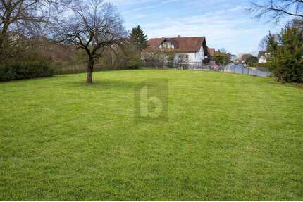 Grundstück zu verkaufen in Buttenheim 425.000,00 € 978 m²