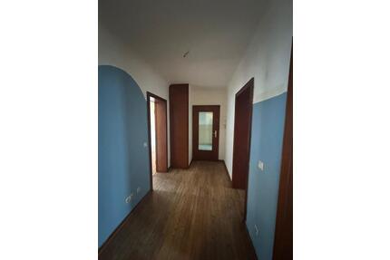 Zentrale 3-ZKB direkt am Cinestar – Parkett & Innenhofbalkon - Saarbrücken West