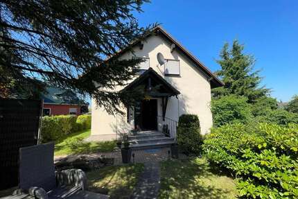 Haus zum Kaufen in Markersdorf 229.000,00 € 160 m²