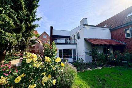 Saniertes Stadthaus mit Gartenidylle - Wohnen in der schönen Lüneburger Altstadt