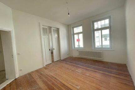 Sanierte Altbauwohnung Blücherplatz, 3,5 Zimmer 85 m² OG1 - Kiel