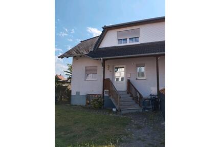 Doppelhaushälfte - 250.000,00&nbsp;EUR Kaufpreis, ca.&nbsp; 109,00&nbsp;m&sup2; in Reinhardshagen (PLZ: 34359)