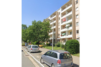 Familienfreundliche 4-Zimmer-Wohnung in Zwickau Neuplanitz