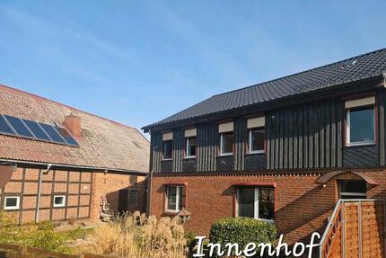 Idyllischer Resthof mit Scheune und angrenzenden Weiden - Diesdorf