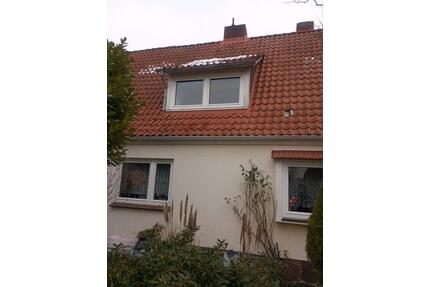 Einliegerwohnung drei Zimmer - 950,00&nbsp;EUR Kaltmiete, ca.&nbsp; 70,00&nbsp;m&sup2; in Laboe (PLZ: 24235)