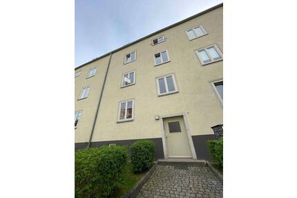 Beethovenstr. ***SUPER! schöne Lage und 2 Räume + Balkon *** - Chemnitz Sonnenberg