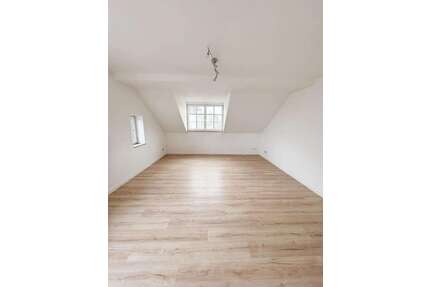 Wohnung zum Mieten in Limbach-Oberfrohna 279,00 € 53.6 m²