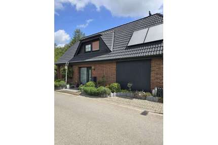 Haus zum Kaufen in Uslar 249.000,00 € 185 m²