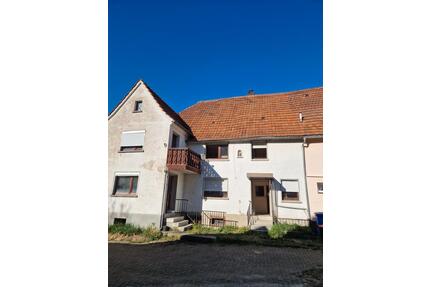 Einfamilienhaus mit Ausbaupotenzial in Rothenbuch (Spessart)