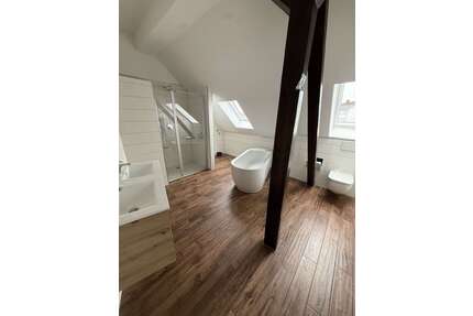 Wohnung zum Mieten in Bitterfeld 770,00 € 110 m²