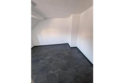 Wohnung zur Vermietung – ca. 100 m² im Zentrum von Neunkirchen - Schiffweiler