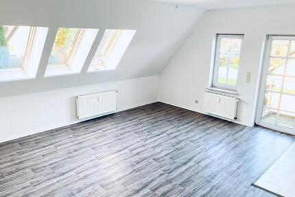 Attraktive 2-Zimmer-Wohnung mit Balkon - Samtens