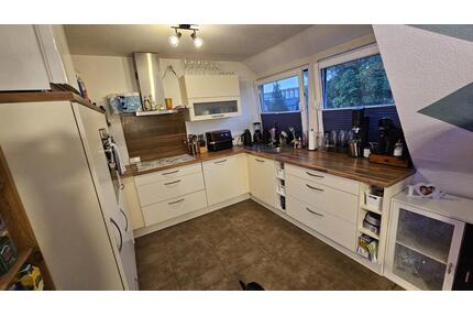 Sanierte Wohnung im EFH mit eigenem Gartenanteil in Bad Oldesloe