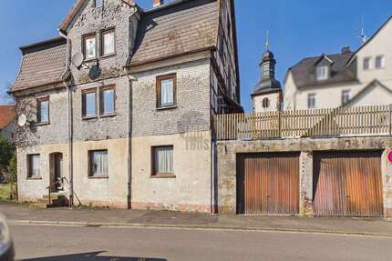 Haus zum Kaufen in Herbstein 49.000,00 € 225 m²