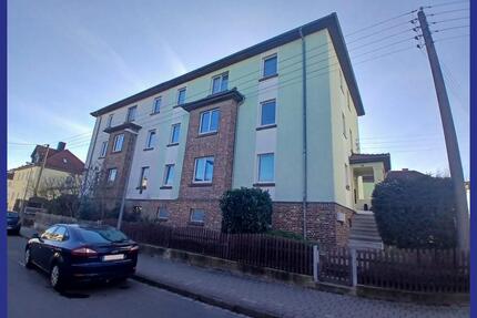 4-Raum-Wohnung in ruhiger Lage - 560,00&nbsp;EUR Kaltmiete, ca.&nbsp; 93,30&nbsp;m&sup2; in Pößneck (PLZ: 07381)