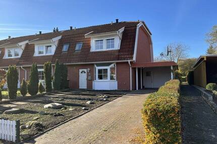 stadtnahes Reihenendhaus mit Carport in ruhiger Wohnlage von 19073 Wittenförden