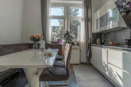 4,5 Zimmer in Duisburg: Geräumige Wohnung in Hochfeld
