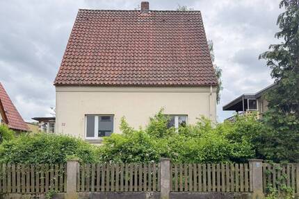 Ihr Neubauprojekt beginnt hier - Grundstück mit Altbestand - Hannover Sahlkamp