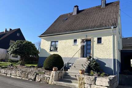 Haus zum Kaufen in Neunkirchen 249.000,00 € 81.21 m²