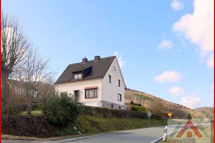 Haus zum Kaufen in Medebach Medelon 149.000,00 € 145 m² - Medebach / Medelon