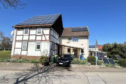 Haus zum Kaufen in Borgentreich-Bühne 114.000,00 € 142 m²