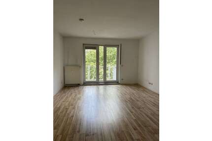 Wohnung zum Mieten in Erfurt 330,00 € 33.16 m²