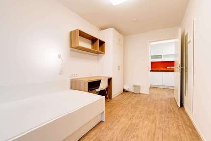 Wohnung zum Mieten in Berlin 415,00 € 10 m²