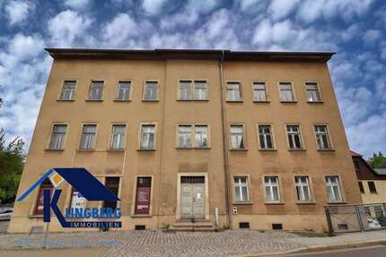 Haus zum Kaufen in Zeitz 89.900,00 € 327 m²