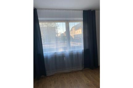 Zu vermieten: 2-Zimmer-Wohnung, 57 m², in Duisburg