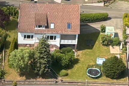 Zweifamilienhaus in Lahntal-Göttingen