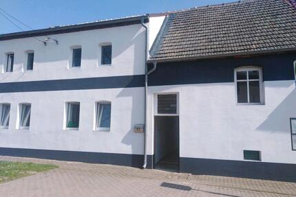 HAUS IM 06542 ZU VERKAUFEN VON PRIVAT - Allstedt