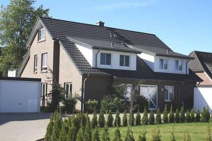 *** WITTENFELD-BAU *** NEUBAU 2012 | Vierfamilienhaus | ruhige Lage | moderne Gartenwohnung | große Garage - Delmenhorst Bungerhof