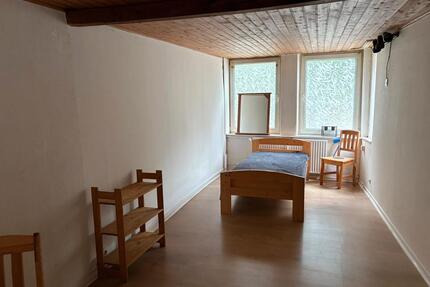 Teilmöblierte Erdgeschosswohnung in attraktiver Lage von Lemgo zu