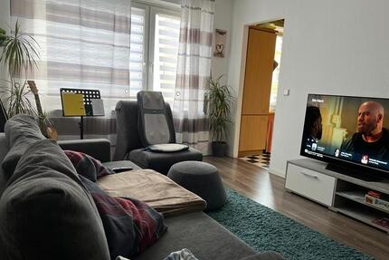 2 Zimmer Wohnung voll möbliert mit Loggia Balkon - Nürnberg Rabus