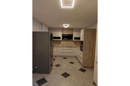 DHH Schwäbisch Hall Mittelhöhe - 589.000,00&nbsp;EUR Kaufpreis, ca.&nbsp; 178,00&nbsp;m&sup2; in Schwäbisch Hall (PLZ: 74523)