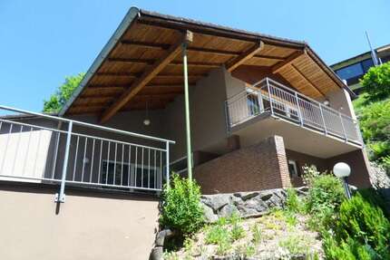 Haus zum Kaufen in Triberg 395.000,00 € 214 m²