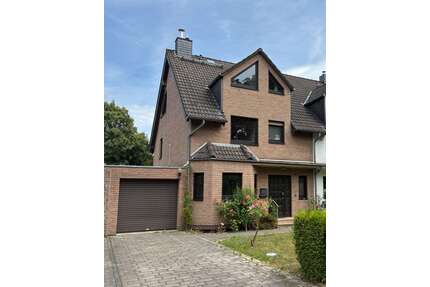 Haus zum Mieten in Köln 2.367,00 € 148 m²