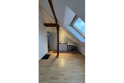 Wohnung zum Mieten in Frankfurt 350,00 € 14 m²