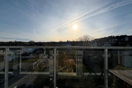 Frisch sanierte 1 Zimmer DG Wohnung mit EBK & Balkon - Burtscheid - Aachen Aachen-Mitte