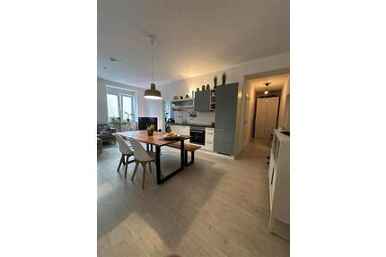 Helle und Charmante 3.5-Zimmer-wohnung ab Juni - Nürnberg Eberhardshof