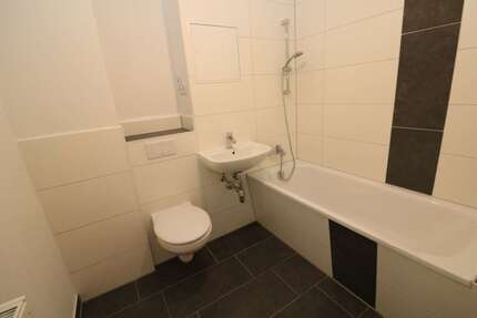 Wohnung zum Mieten in Freiberg 329,00 € 44.92 m²