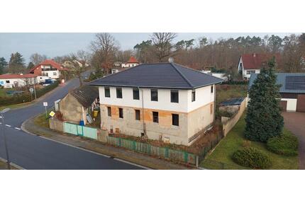 Potenzialstarke Stadtvilla in Groß Leuthen – Sanierungsprojekt - Märkische Heide