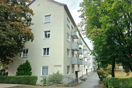 Wohnung zum Kaufen in Augsburg 125.000,00 € 48 m²