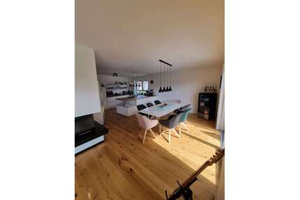 Wohnung zum Mieten in Waghäusel 1.950,00 € 270 m²