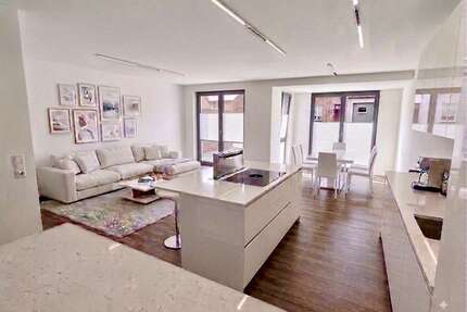 Wohnung zum Kaufen in Rostock 599.000,00 € 75 m²