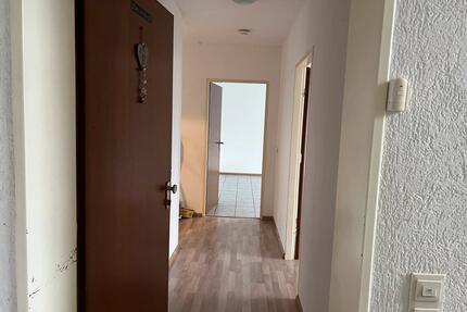 3-Zimmer-Wohnung - 950,00&nbsp;EUR Kaltmiete, ca.&nbsp; 93,00&nbsp;m&sup2; in Grenzach-Wyhlen (PLZ: 79639)