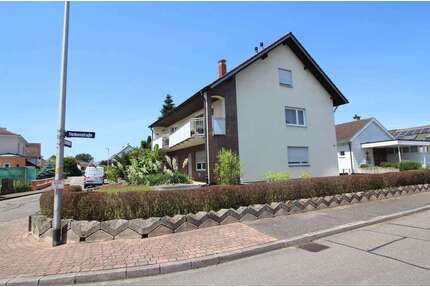 Haus zum Kaufen in Renchen 650.000,00 € 241.51 m²