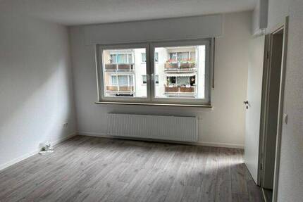 Erstbezug nach Modernisierung! Schicke 3-Zimmer mit 76 m² Wohnfläche, 2 Balkonen und Duschbad - Bonn Beuel