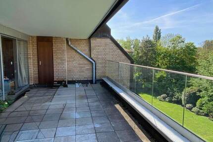 Großzügige 3-Zimmer-Wohnung mit Südbalkon und Tiefgarage - Düsseldorf Niederkassel