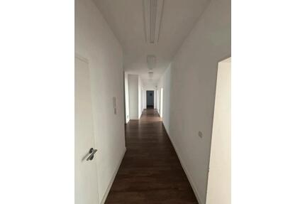 Top renovierter Altbau mit 4 Zimmern in zentraler Lage - Essen Stadtbezirk VIII